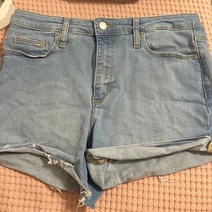 Universal thread high rise midi short size 10